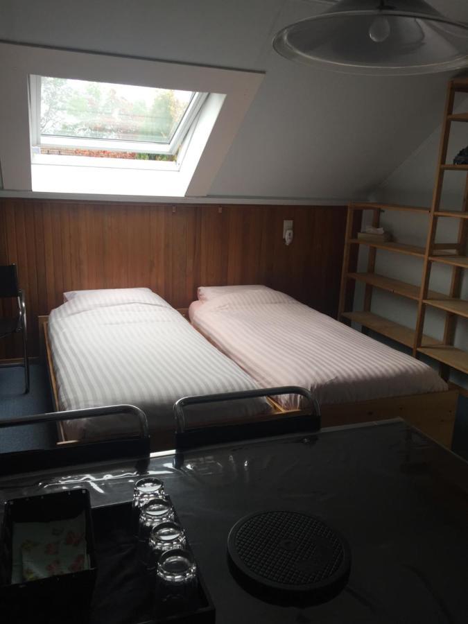 Cozy Room In Residential Alkmaar - Free Parking Eksteriør bilde